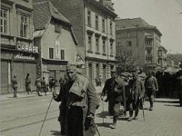 Zagreb, svibanj 1945. godine, Ilički plac. Povlačenje četnika kroz grad prema Sloveniji.jpg